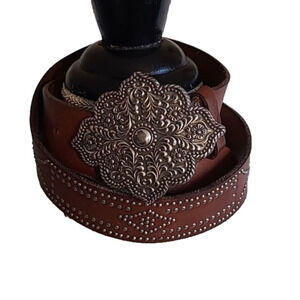 Beautiful Brown Leather Embellished Women's Belt, EUC